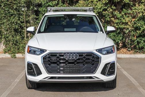 2022 Audi Q5 45 S line Premium Plus