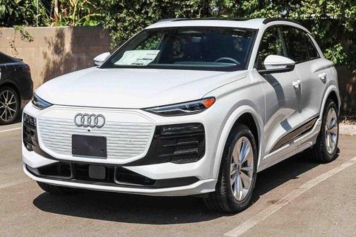 2025 Audi Q6 e-tron Premium