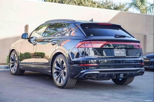 2026 Audi Q8 55 Premium Plus