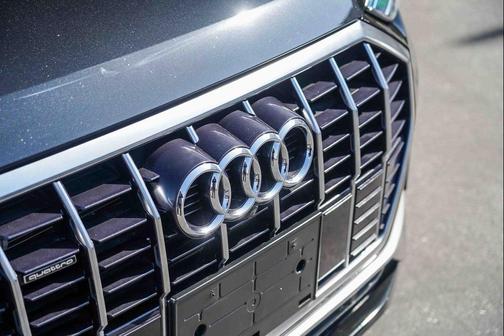 2023 Audi Q3 45 S line Premium Plus