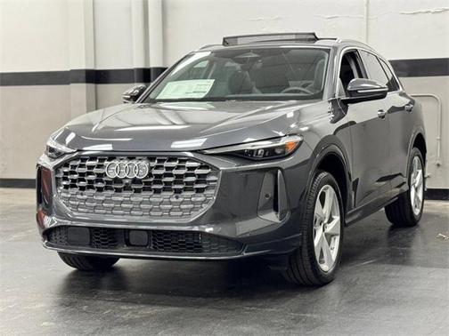 2025 Audi Q5 Premium Plus