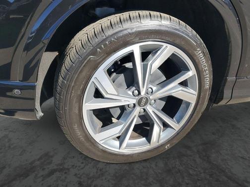 2024 Audi Q4 e-tron Premium Plus 50 quattro