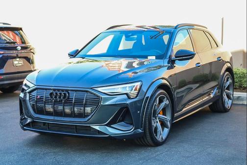 2023 Audi e-tron S Premium Plus quattro