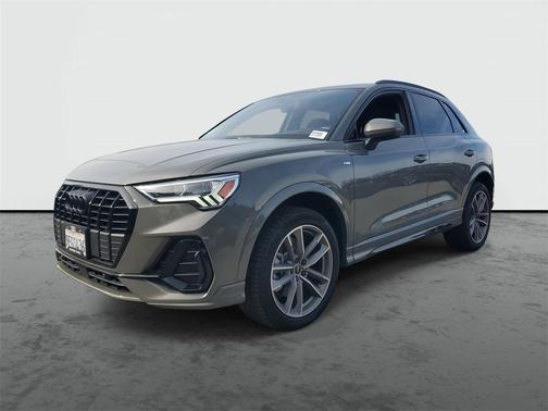 2025 Audi Q3 Premium 45 TFSI S line quattro Tiptronic