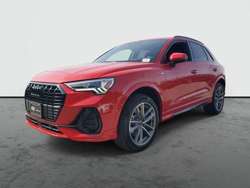 2025 Audi Q3 Premium 45 TFSI S line quattro Tiptronic