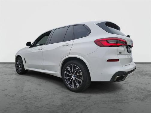 2020 BMW X5 M50i