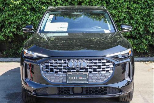 2025 Audi Q5 Premium Plus TFSI quattro S tronic