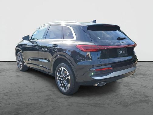 2025 Audi Q5 Premium Plus TFSI quattro S tronic