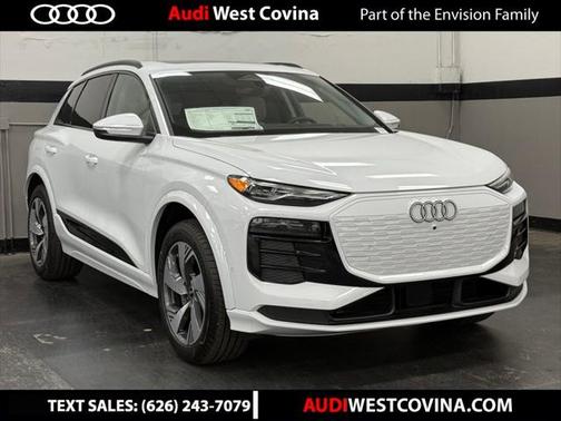 2025 Audi Q6 e-tron Premium quattro