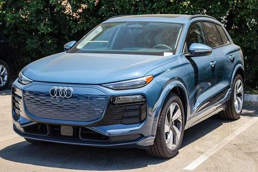 2025 Audi Q6 e-tron Prestige quattro