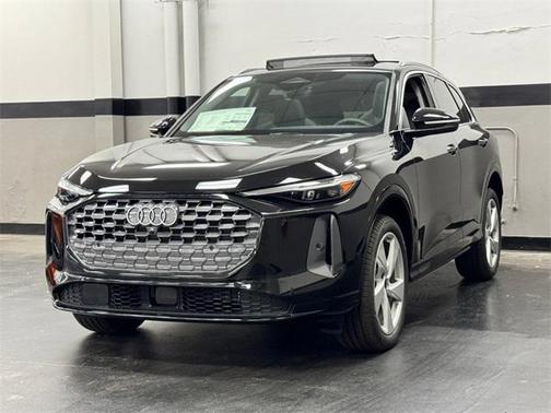 2025 Audi Q5 Premium Plus