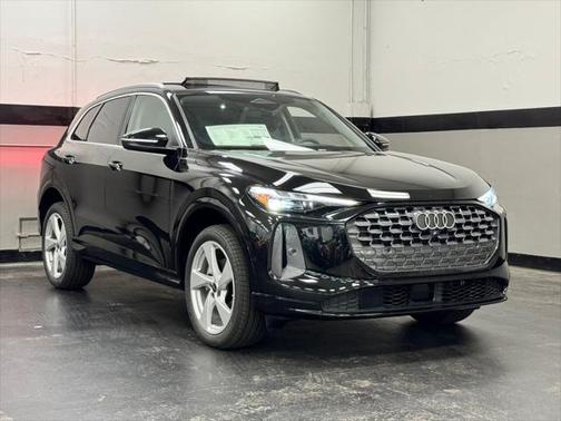 2025 Audi Q5 Premium Plus