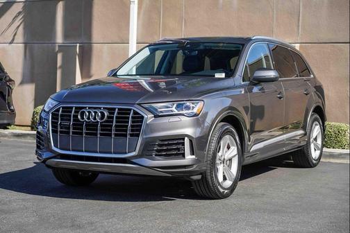 2022 Audi Q7 45 Premium