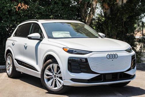 2025 Audi Q6 e-tron Premium