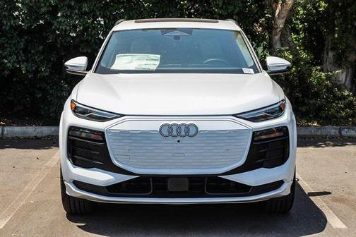 2025 Audi Q6 e-tron Premium