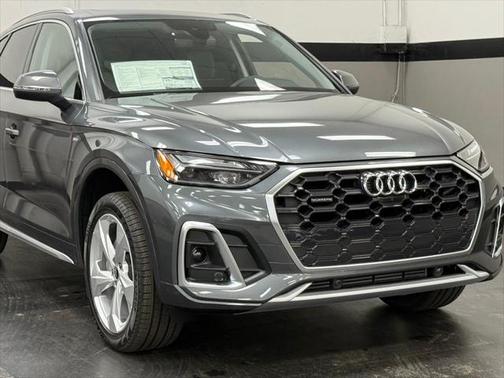 2025 Audi Q5 45 S line Premium Plus