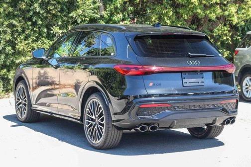 2025 Audi SQ5 3.0T Premium Plus