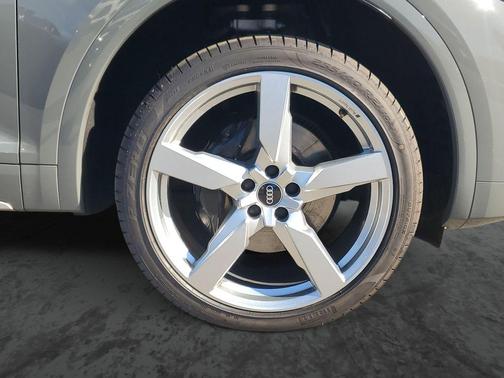 2022 Audi SQ5 3.0T Premium Plus