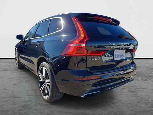 2019 Volvo XC60 T5 R-Design