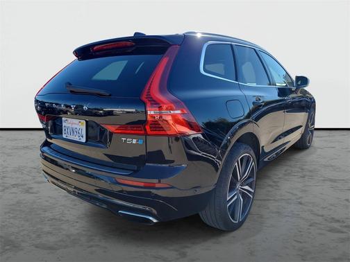 2019 Volvo XC60 T5 R-Design