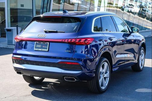 2025 Audi Q5 Premium Plus TFSI quattro S tronic