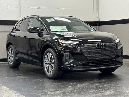 2025 Audi Q4 e-tron Premium 45 RWD