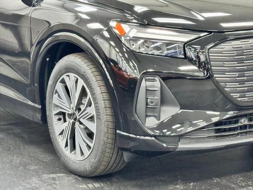 2025 Audi Q4 e-tron Premium 45 RWD