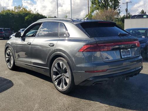 2026 Audi Q8 55 Premium Plus