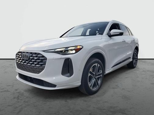 2025 Audi Q5 Premium TFSI quattro S tronic