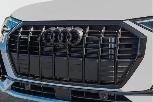 2025 Audi Q3 45 S line Premium Plus