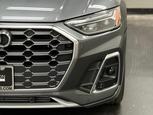2025 Audi SQ5 3.0T Premium Plus