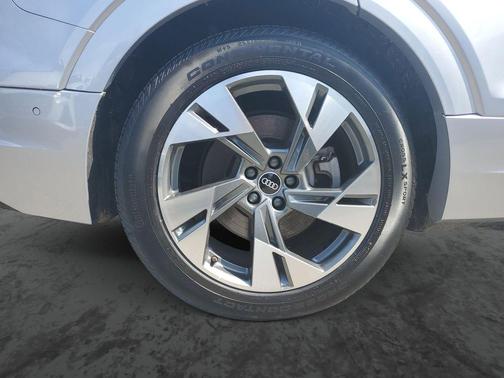 2021 Audi e-tron Premium