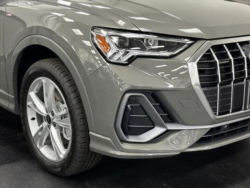 2024 Audi Q3 45 S line Premium Plus
