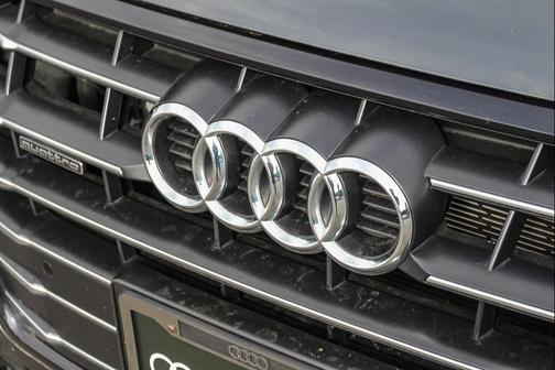 2020 Audi Q5 Premium Plus 55 TFSI e quattro S tronic