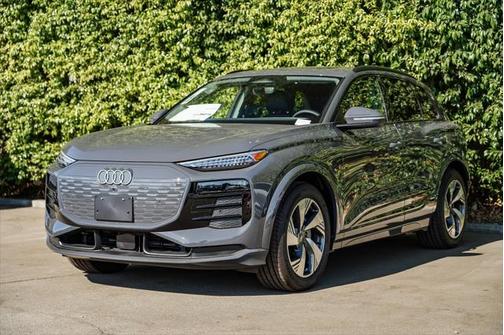 2025 Audi Q6 e-tron Prestige quattro