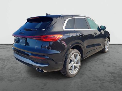 2025 Audi Q5 Premium Plus TFSI quattro S tronic