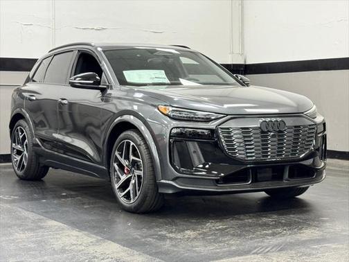 2025 Audi SQ6 e-tron Premium Plus quattro