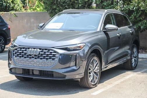 2025 Audi Q5 Premium Plus