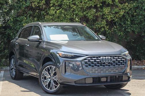 2025 Audi Q5 Premium Plus