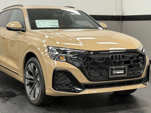 2025 Audi Q8 55 Prestige