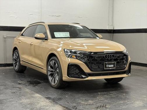 2025 Audi Q8 55 Prestige