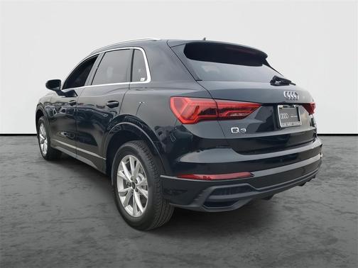 2025 Audi Q3 45 S line Premium Plus