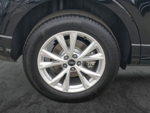 2025 Audi Q3 45 S line Premium Plus