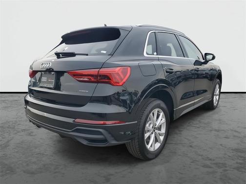2025 Audi Q3 45 S line Premium Plus