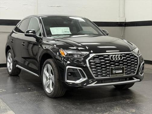 2024 Audi Q5 45 S line Premium