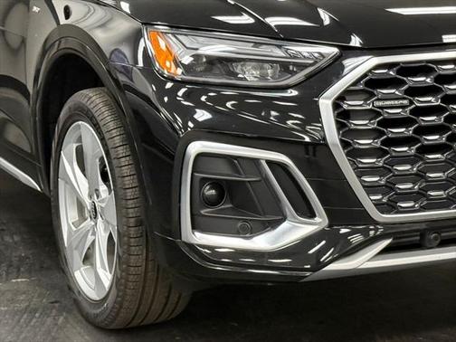 2024 Audi Q5 45 S line Premium