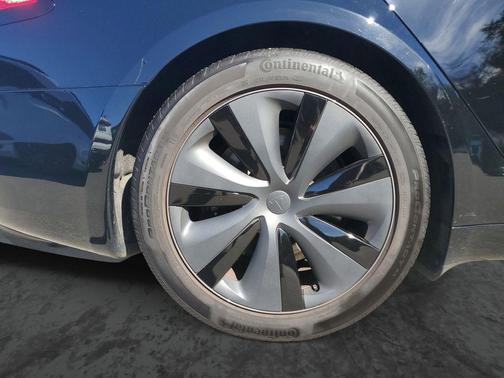 2024 Tesla Model S Long Range