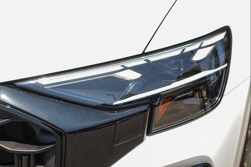 2025 Audi Q8 55 Premium Plus