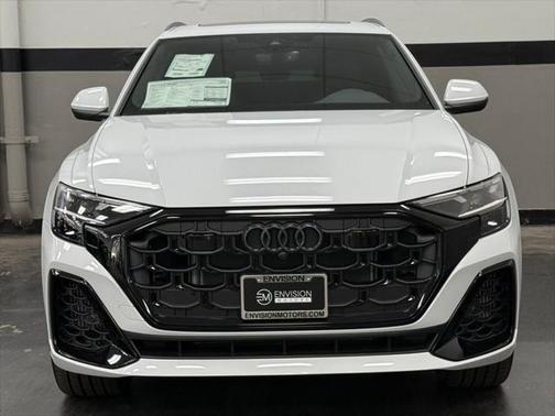 2025 Audi Q8 55 Premium Plus