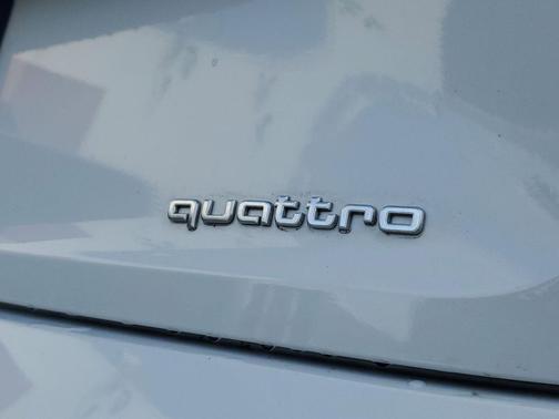 2021 Audi e-tron Premium